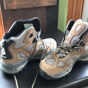 Hiking boots Vasque